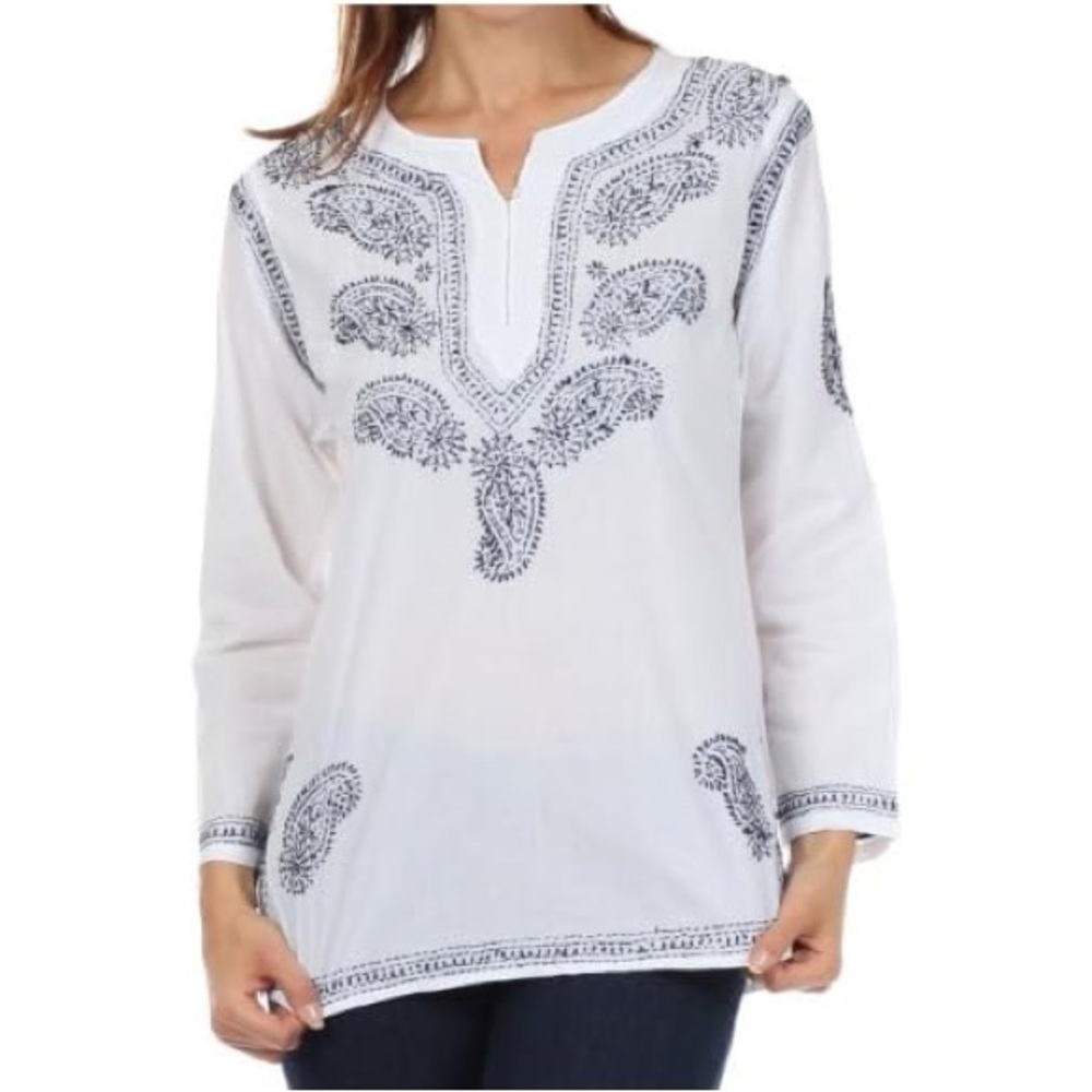 Sakkas Paisley Embroidered Cotton Long Sleeve Blouse - White / Navy